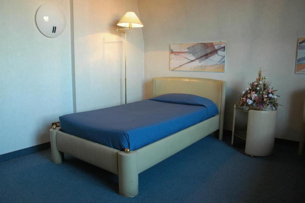 Hotel Lincoln Cinisello Balsamo Extérieur photo
